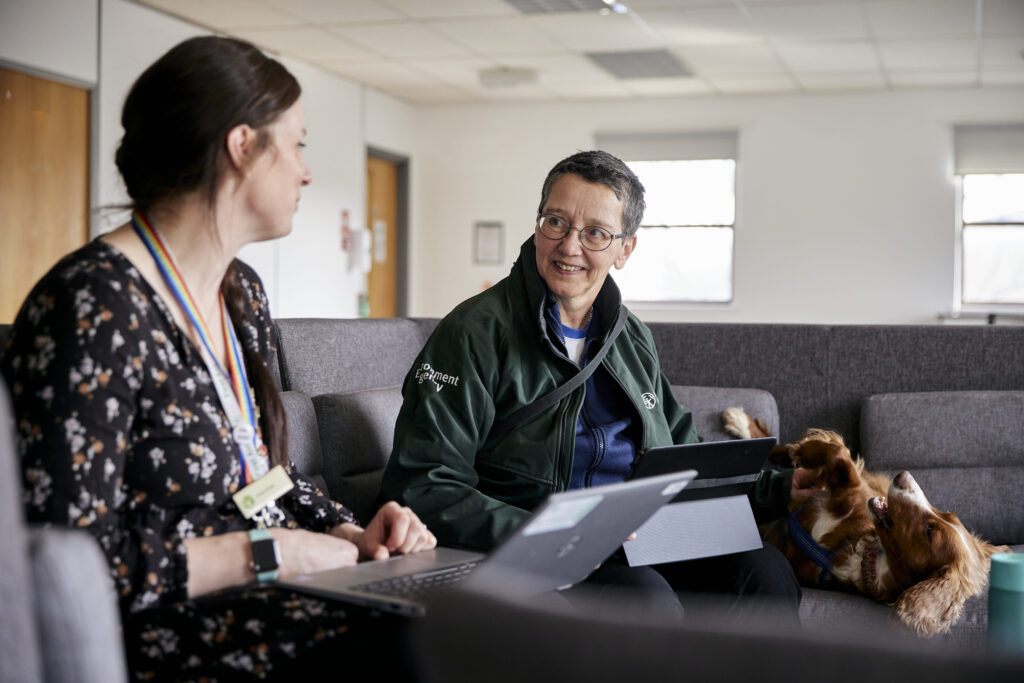 EA staff talking through there day with support animal